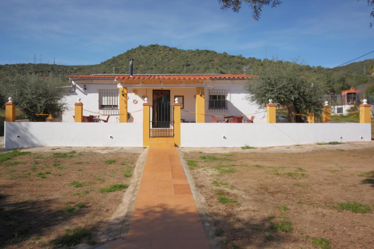 Casa Rural Los Naranjo Jerez De Los Caballeros Exterior foto